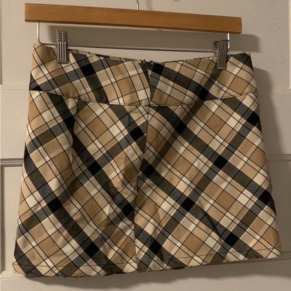 Forever 21 Checkered Mini Skirt in Tan and Black